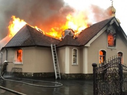 В Харьковской области сгорела церковь