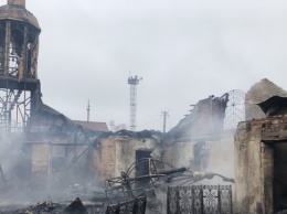 В Харьковской области дотла сгорел храм: уничтожены книги, иконы и ценности (фото, видео)
