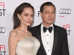 Анджелина Джоли и Брэд Питт официально расторгли отношения, но не завершили бракоразводный процесс