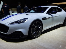 В Шанхае представлен первый серийный электрокар Aston Martin - Rapide E