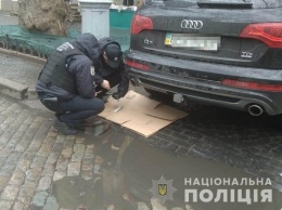 На Пушкинской искали взрывчатку под Audi