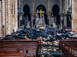 Пожар в соборе Парижской Богоматери расследуют как случайное возгорание