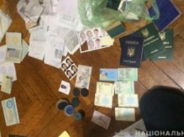 На Киевщине трое мужчин организовали схему незаконной переправки людей через границу