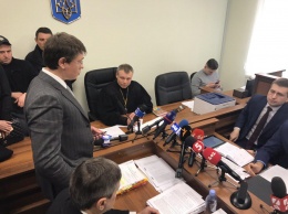 Крючков в суде подтвердил, что вел дела "Энергосети" на условиях Кононенко