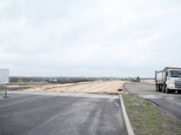 Продолжается строительство новой трассы государственного значения Днепр-Решетиловка