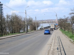 В Николаеве провели выездное совещание у Южнобугского моста