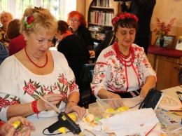 Запорожские пенсионеры активно отдыхают и готовятся к Пасхе