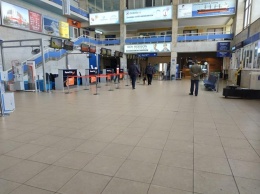 В Одессе заминировали аэропорт, а затем автовокзал: идет эвакуация (обновлено)