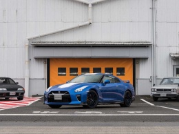 Nissan привез в Нью-Йорк юбилейную версию спорткара GT-R