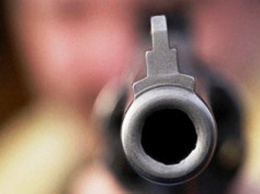В Мариуполе мужчина выстрелил жене в голову