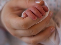 В Японии выписывают из больницы младенца, родившегося с самым маленьким в мире весом в 258 граммов