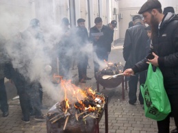 Праздник пресных лепешек: в канун Песаха одесские евреи сожгли весь квасной хлеб, что нашли у себя дома