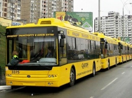 Из-за демонтажа Шулявского моста продлили изменения на маршрутах нескольких троллейбусов
