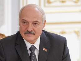 Лукашенко призвал Россию не страдать из-за его слов и разобраться с послом