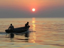 В Кирилловке в море унесло 9 рыбаков