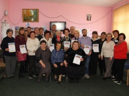 В Феодосии наградили серебряных волонтеров