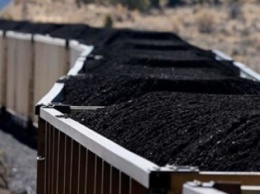 Кто вывозит украинский уголь с оккупированных территорий и сколько на этом зарабатывают