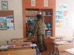 Заводы, школы, торговые центры: в Харькове полиция искала взрывчатку на 15 объектах