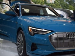Стали известны цены на электрокроссовер Audi e-tron Quattro