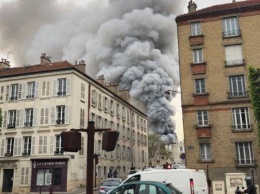 В Париже горит Версаль - СМИ