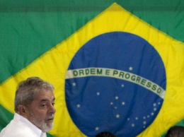 Бразильский суд сократил срок заключения экс-президенту Луле да Силва