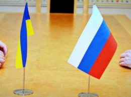 Посольство РФ в Великобритании недовольно ролью, отведенной России в поздравлении главы британского МИД Ханта Зеленскому