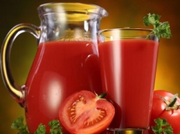 Стакан томатного сока в день может спасти от рака легких или молочной железы