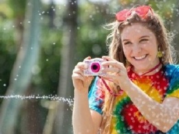 Nikon представила водонепроницаемую и ударопрочную камеру Coolpix W150