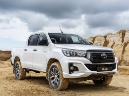 Японцы представили особенный Toyota Hilux