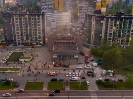 В Днепре горел заброшенный кинотеатр "Салют": подробности и фото с места происшествия