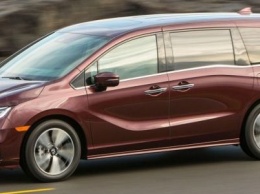 Honda отзывает 50 тысяч минивэнов Odyssey