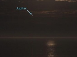 «Луна разрушается»: Уфологи предсказали приближение Юпитера к Земле