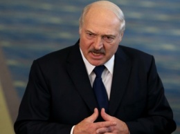 Лукашенко обещает дружить с Украиной, а в США боятся китайских шпионов: ТОП-5 цитат