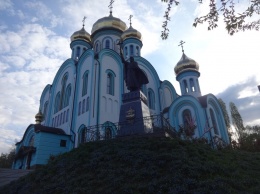 Запах сдобы и яркие огни заполонили окрестности Харькова (фото)