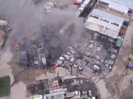 Возле лондонского аэропорта Хитроу произошел пожар на угольном складе