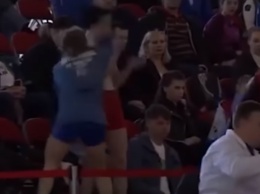 Российская самбистка после боя жестоко избила победившую ее соперницу