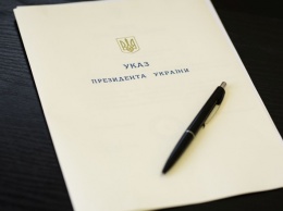 Порошенко уволил украинского постпреда в Вене