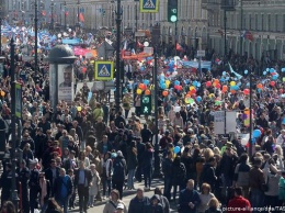 На первомайских акциях в России задержаны десятки участников