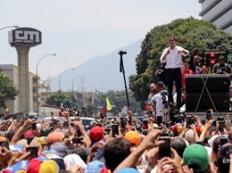 Гуайдо объявил всеобщую забастовку в Венесуэле