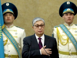 В пресс-службе президента Казахстана использует фотошоп, чтобы сделать "моложе" лицо Токаева на фотографиях - СМИ