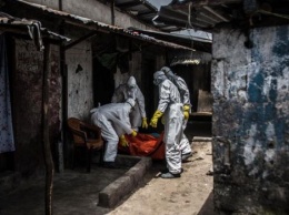 С августа в Конго более 1 тыс. человек умерли от Эболы
