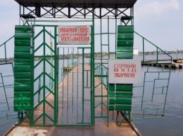 Знаменитый пирс в Николаевском яхт-клубе закрыли для прогулок горожан