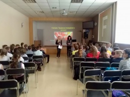 В гимназии Черкасс учительница агитировала за Путина