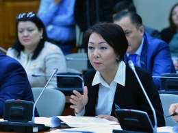 58-летняя банкирша. В Казахстане впервые кандидатом в президенты зарегистрировали женщину