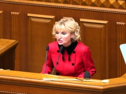 "Боже, она чем-то больна..." Эти фото облетели весь интернет. Украинцы разгромили жену Луценко