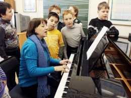 Советские песни на уроке музыки. Как оскандалилась гимназия в Черкассах