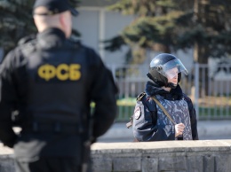 Сотрудники ФСБ сорвали гражданский форум в Новосибирске