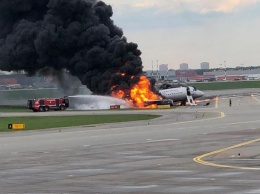 В Москве при посадке загорелся пассажирский SuperJet
