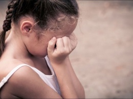 В Киеве мужчина насиловал девочку-подростка и ее 2-летнего брата: как наказали педофила