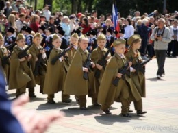 В российском Пятигорске детсадовцев вывели маршировать на военном параде